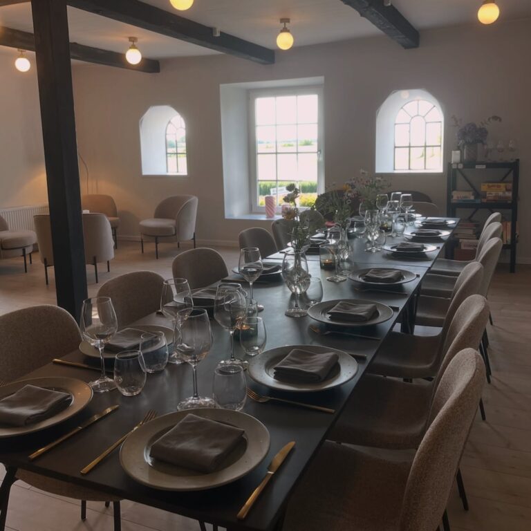 Instagram post from ellevilde.hotel. This post is in position 5.