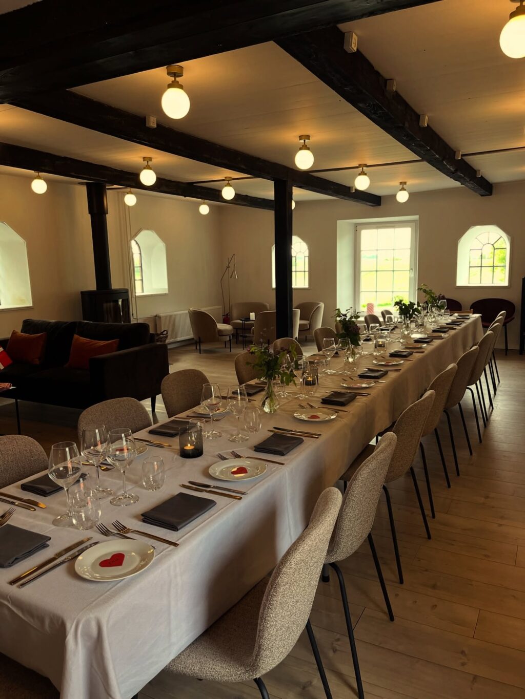 Instagram post from ellevilde.hotel. This post is in position 7.